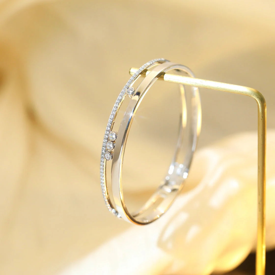 [⭐Glow]Move Romane Diamond Bangle Bracelet
