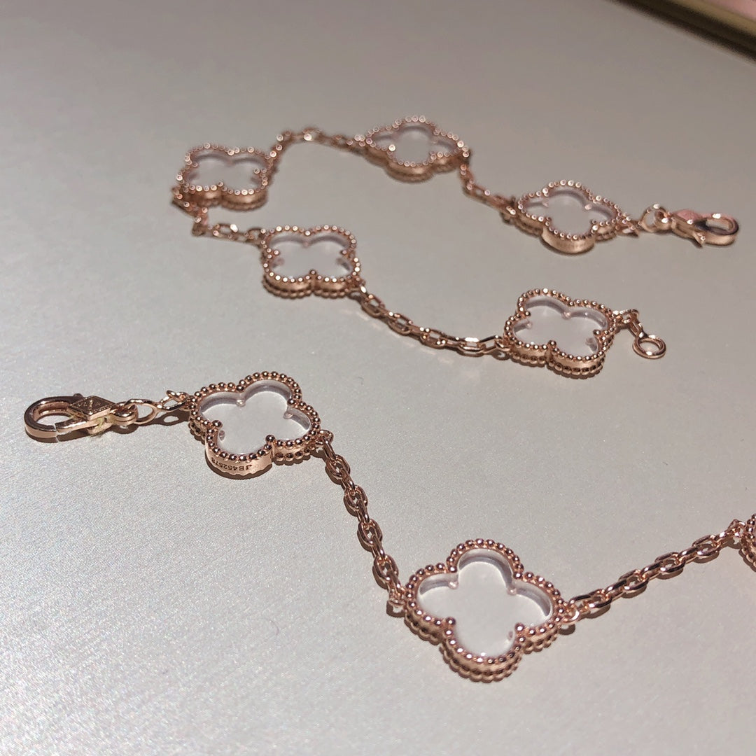 [⭐Glow]CLOVER 5 MOTIF ROCK CRYSTAL BRACELET