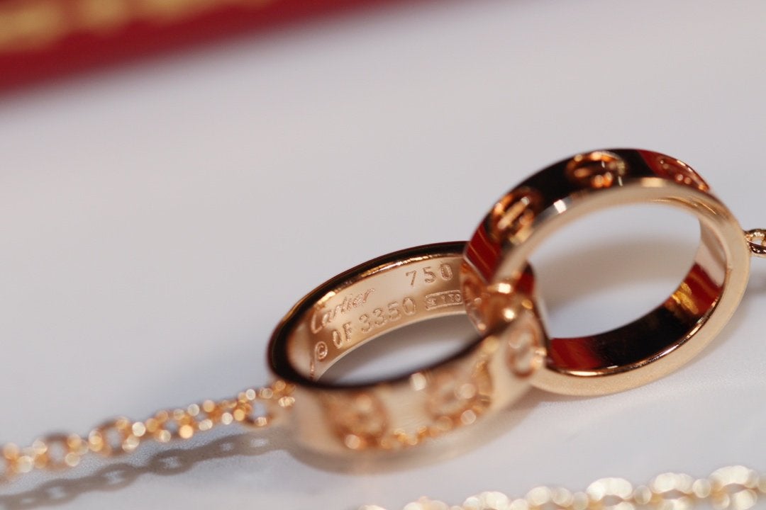 [⭐Glow]LOVE NECKLACE PINK GOLD AND SILVER