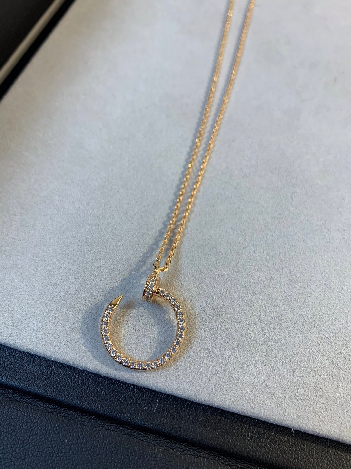 [⭐Glow]JUSTE NECKLACE PINK GOLD DIAMONDS