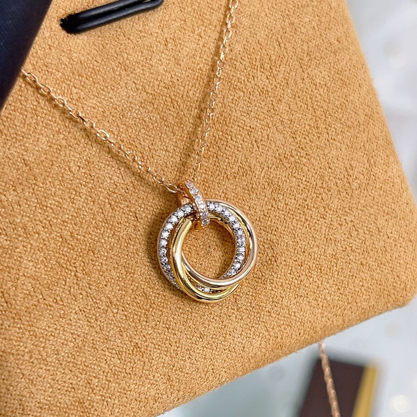 [⭐Glow]TRINITY NECKLACE SILVER GOLD PINK GOLD DIAMONDS