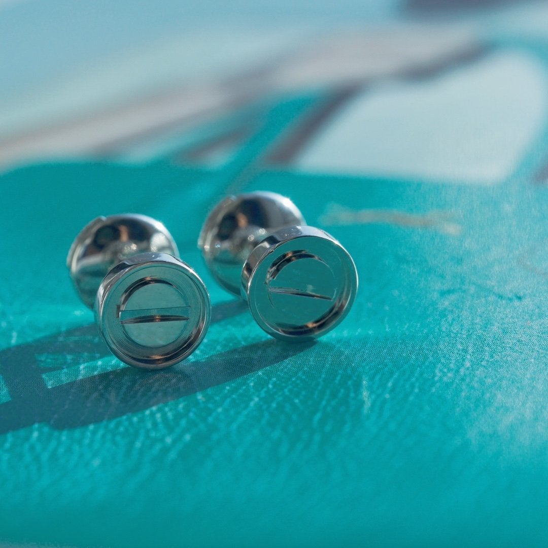 [⭐Glow]LOVE EARRINGS SILVER 10MM