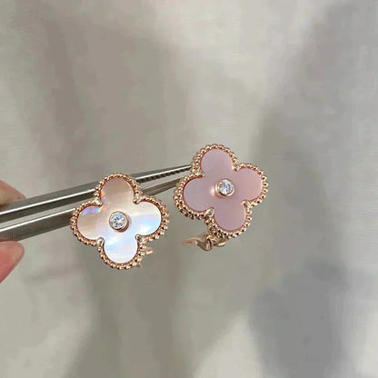 [⭐Glow]CLOVER MEDIUM 1 MOTIFS  PINK MOP DIAMOND EARRINGS
