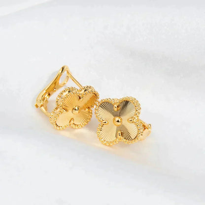 [⭐Glow]CLOVER MEDIUM 1 MOTIFS LASER EARRINGS