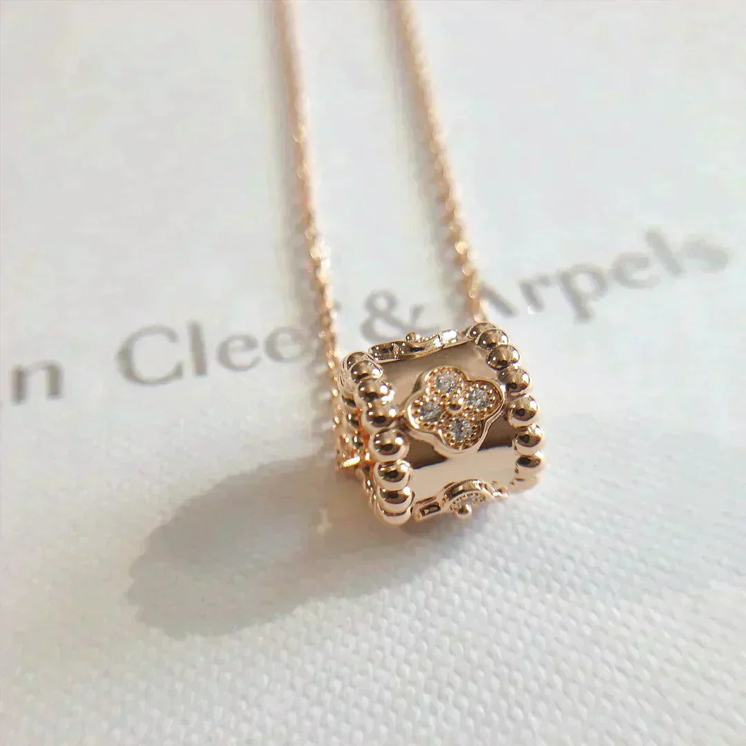 [⭐Glow]PERLEE PEDANT NECKLACE GOLD / ROSE GOLD