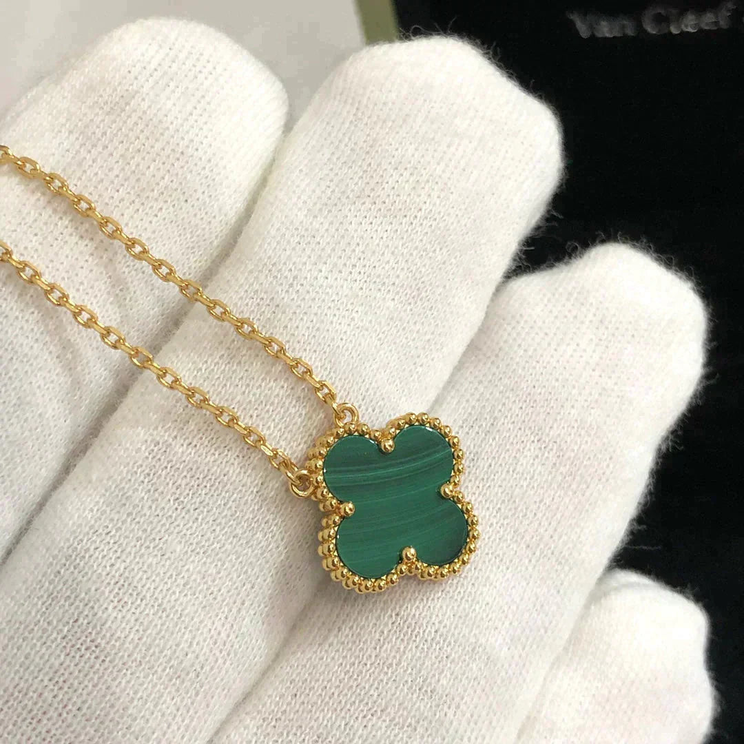 [⭐Glow]CLOVER 15MM MALACHITE SINGLE FLOWER  NECKLACE