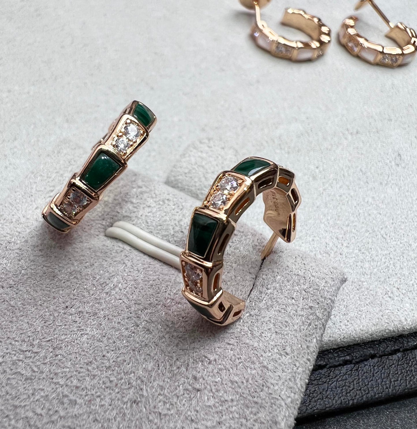 [⭐Glow]SERPENTI MALACHITE PINK GOLD EARRINGS