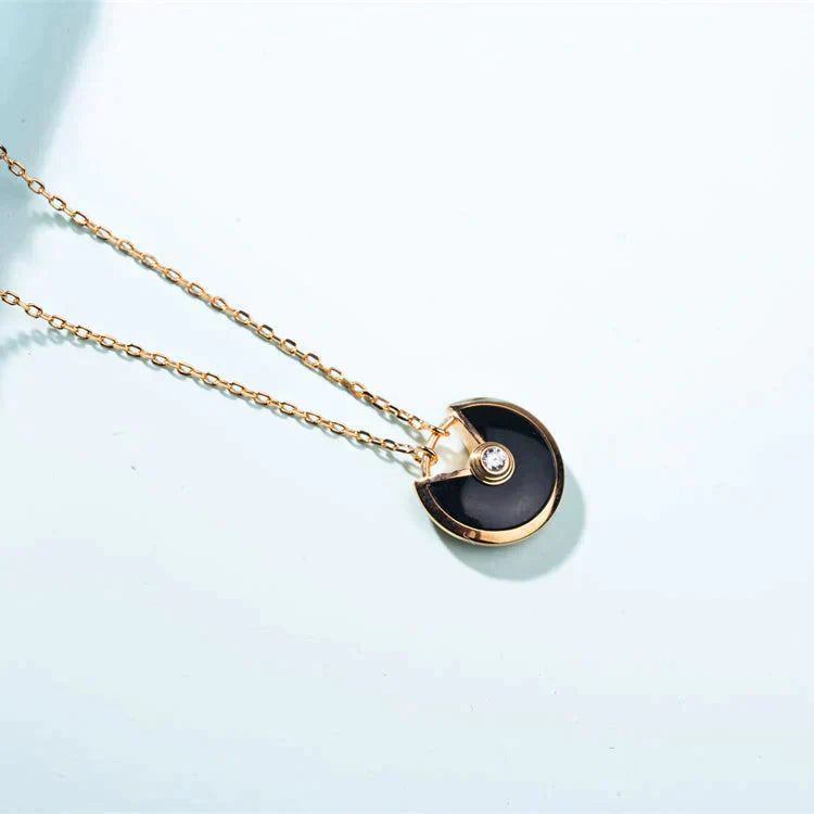 [⭐Glow]AMULETTE GOLD CARNELIAN ONYX NECKLACE