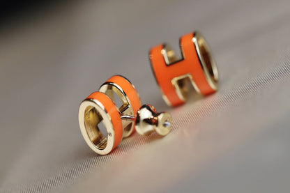 [⭐Glow]MINI POP H EARRINGS ORANGE
