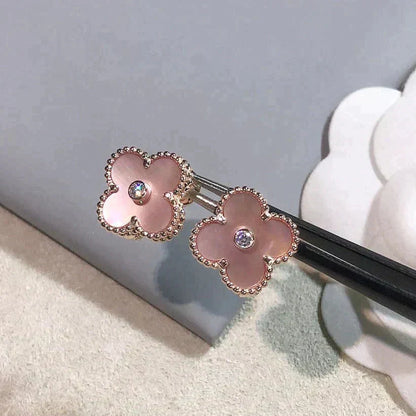 [⭐Glow]CLOVER MEDIUM 1 MOTIFS  PINK MOP DIAMOND EARRINGS
