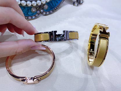 [⭐Glow]H CHAMPAGNE BRACELET