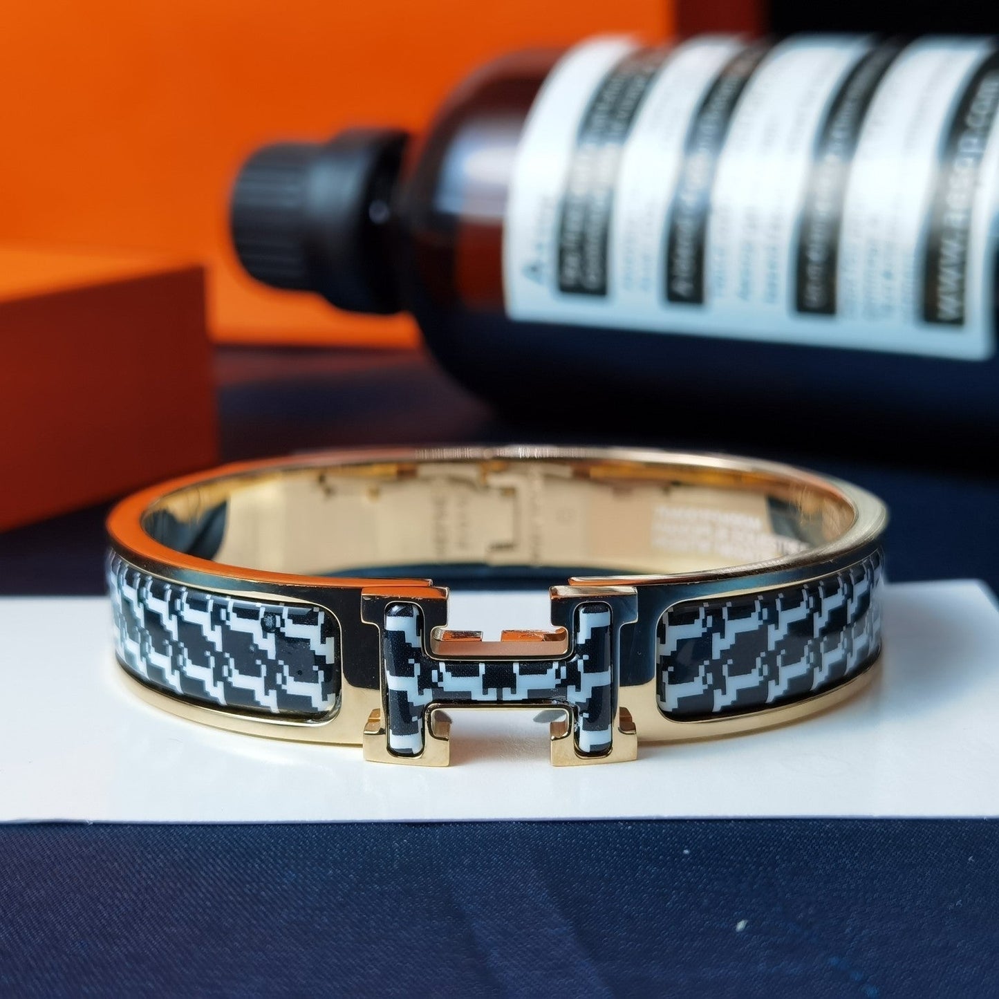 [⭐Glow]H HORSE BRACELET 12MM