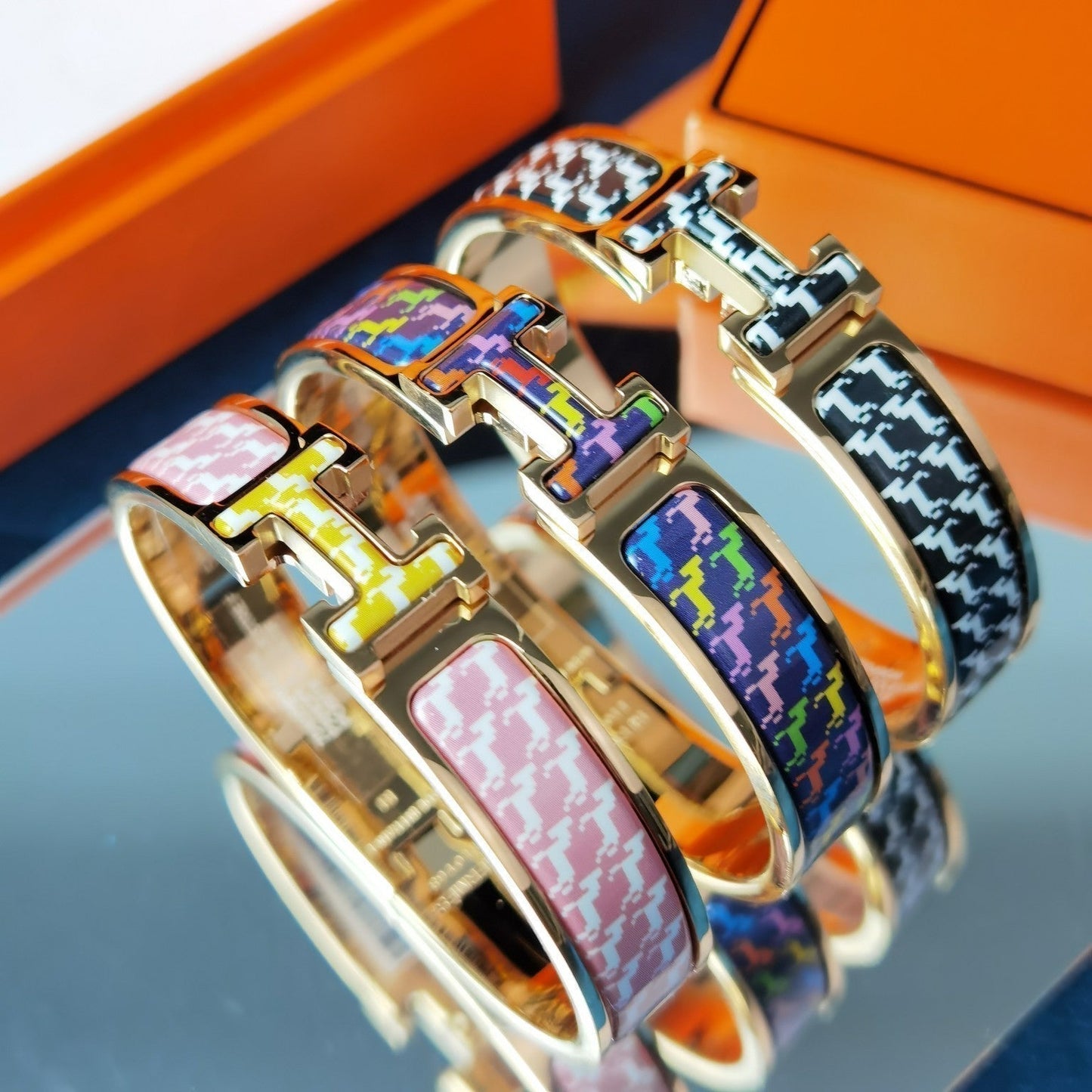 [⭐Glow]H HORSE BRACELET 12MM