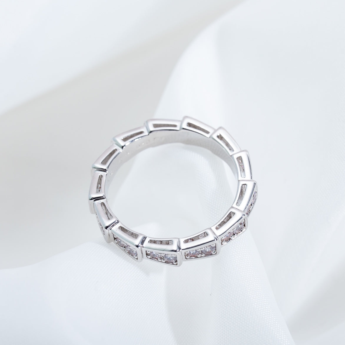 [⭐Glow]SERPENTI RING SILVER DIAMOND PAVED 3MM