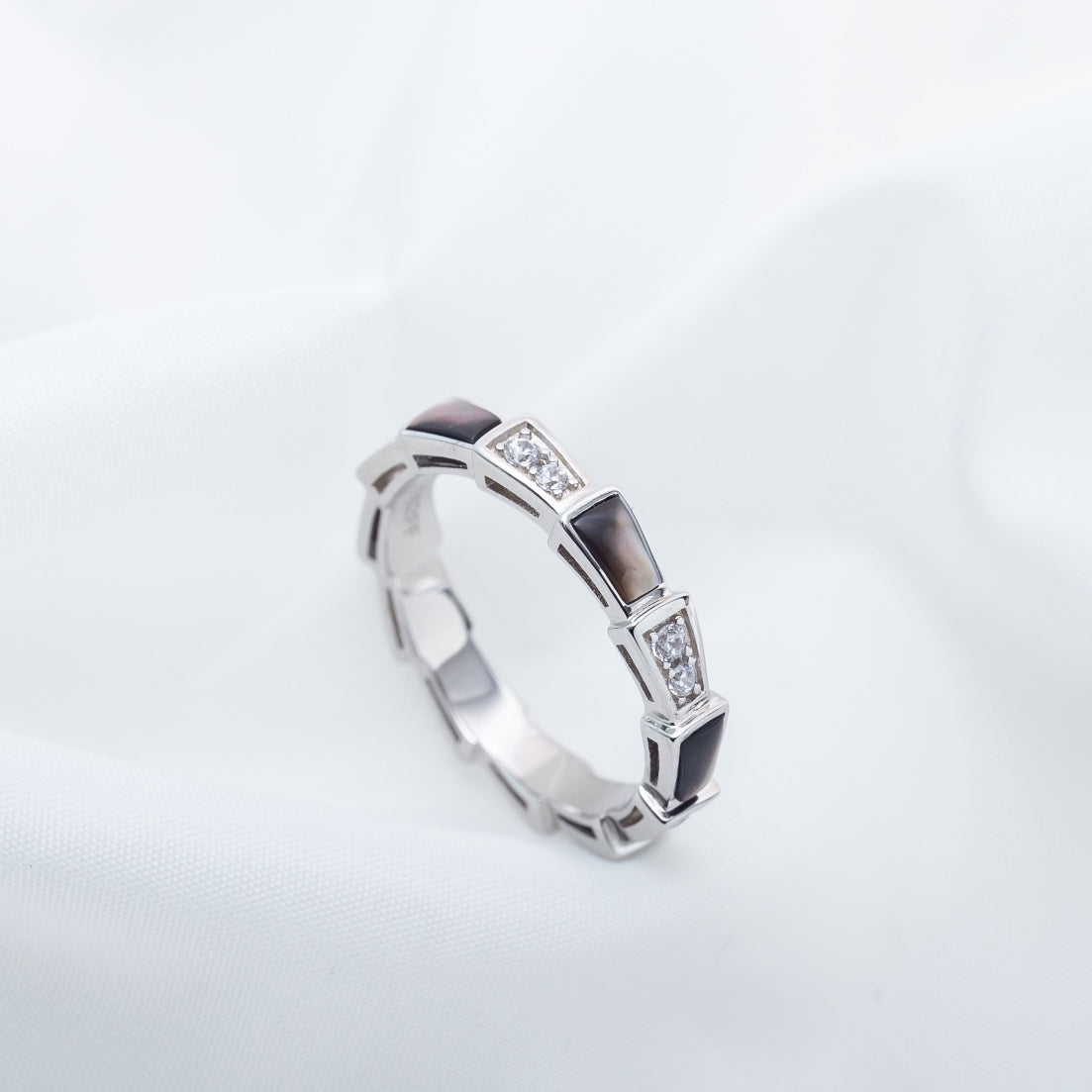 [⭐Glow]SERPENTI RING SILVER  DIAMOND BLACK MOP 3MM