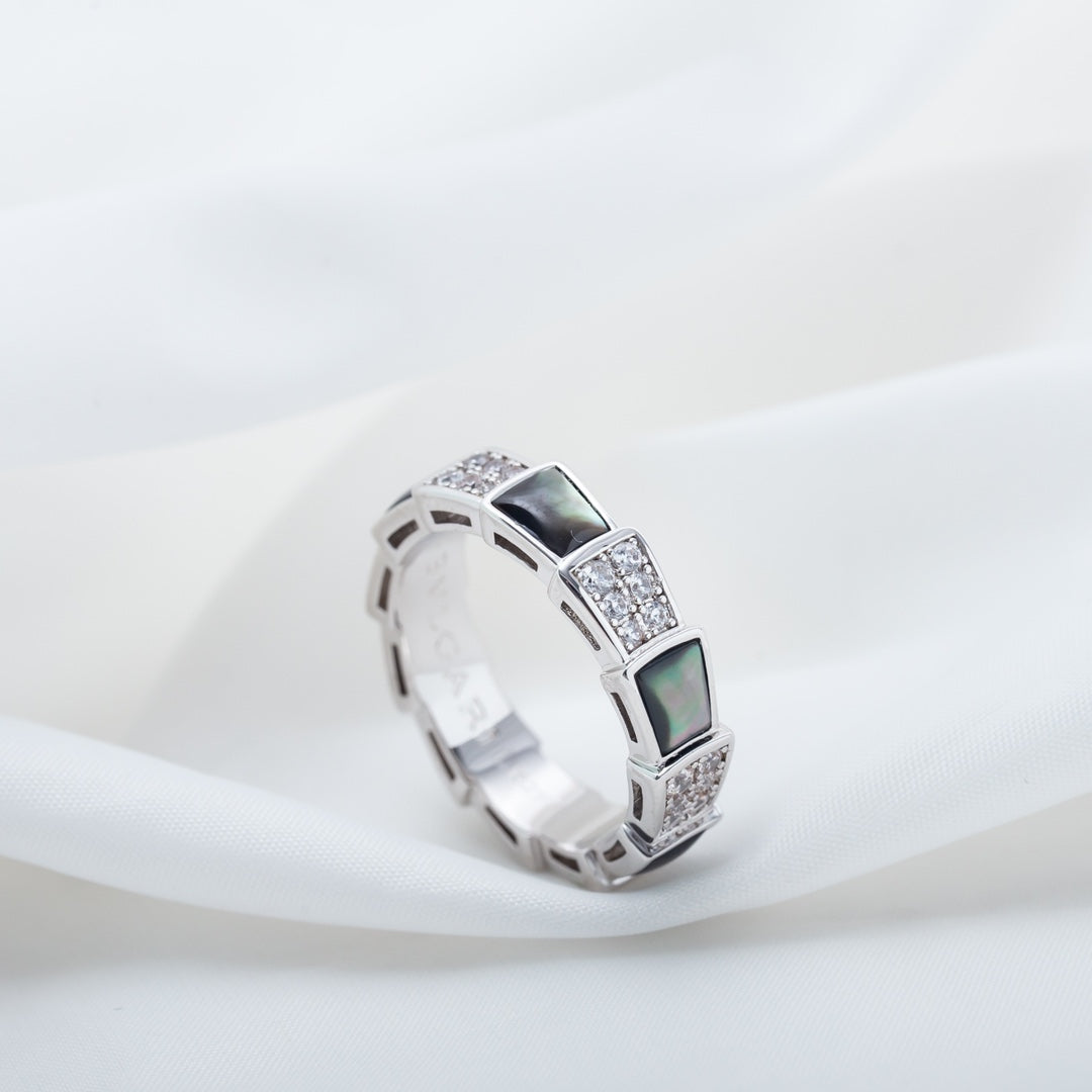 [⭐Glow]SERPENTI RING SILVER DIAMOND BLACK MOP 4MM