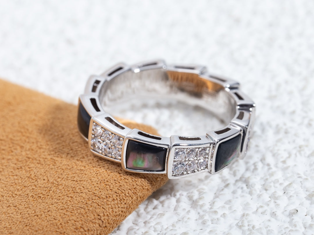 [⭐Glow]SERPENTI RING SILVER DIAMOND BLACK MOP 4MM