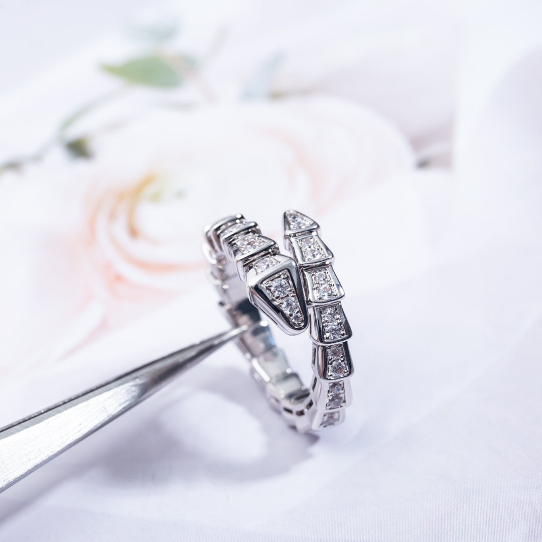 [⭐Glow]SERPENTI RING SILVER DIAMOND PAVED 4MM