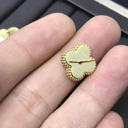 [⭐Glow]CLOVER MINI 9.5MM LASER EARRINGS