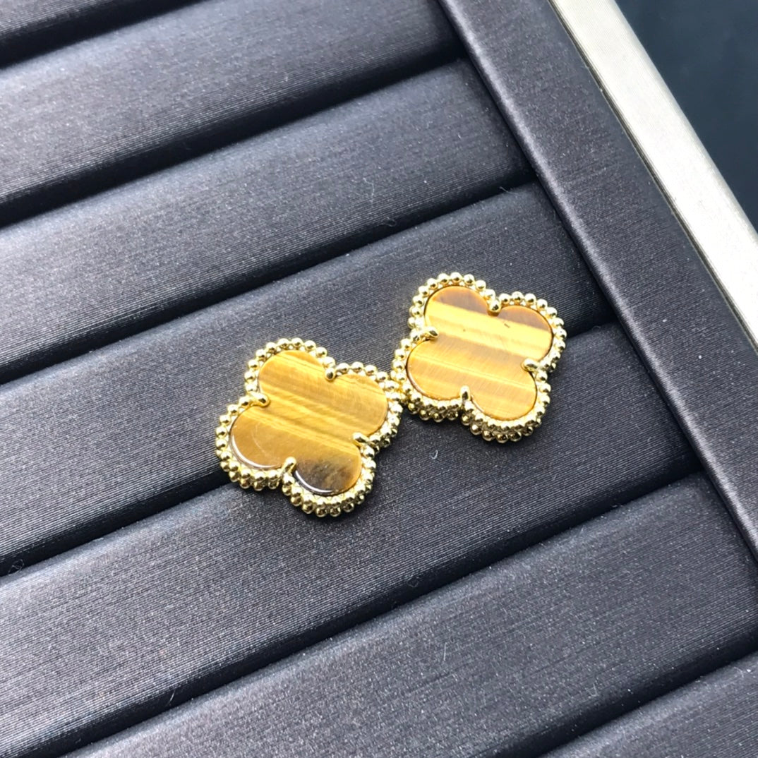 [⭐Glow]CLOVER MEDIUM 1 MOTIFS TIGER EYE EARRINGS