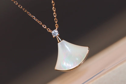 [⭐Glow]DREAM NECKLACE WHITE MOP PINK GOLD 1 DIAMOND