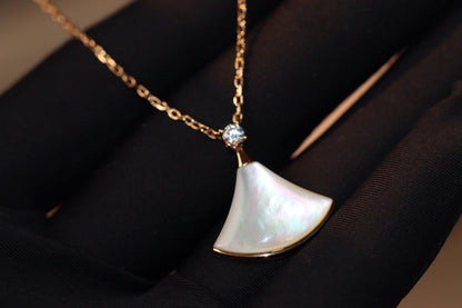 [⭐Glow]DREAM NECKLACE WHITE MOP PINK GOLD 1 DIAMOND