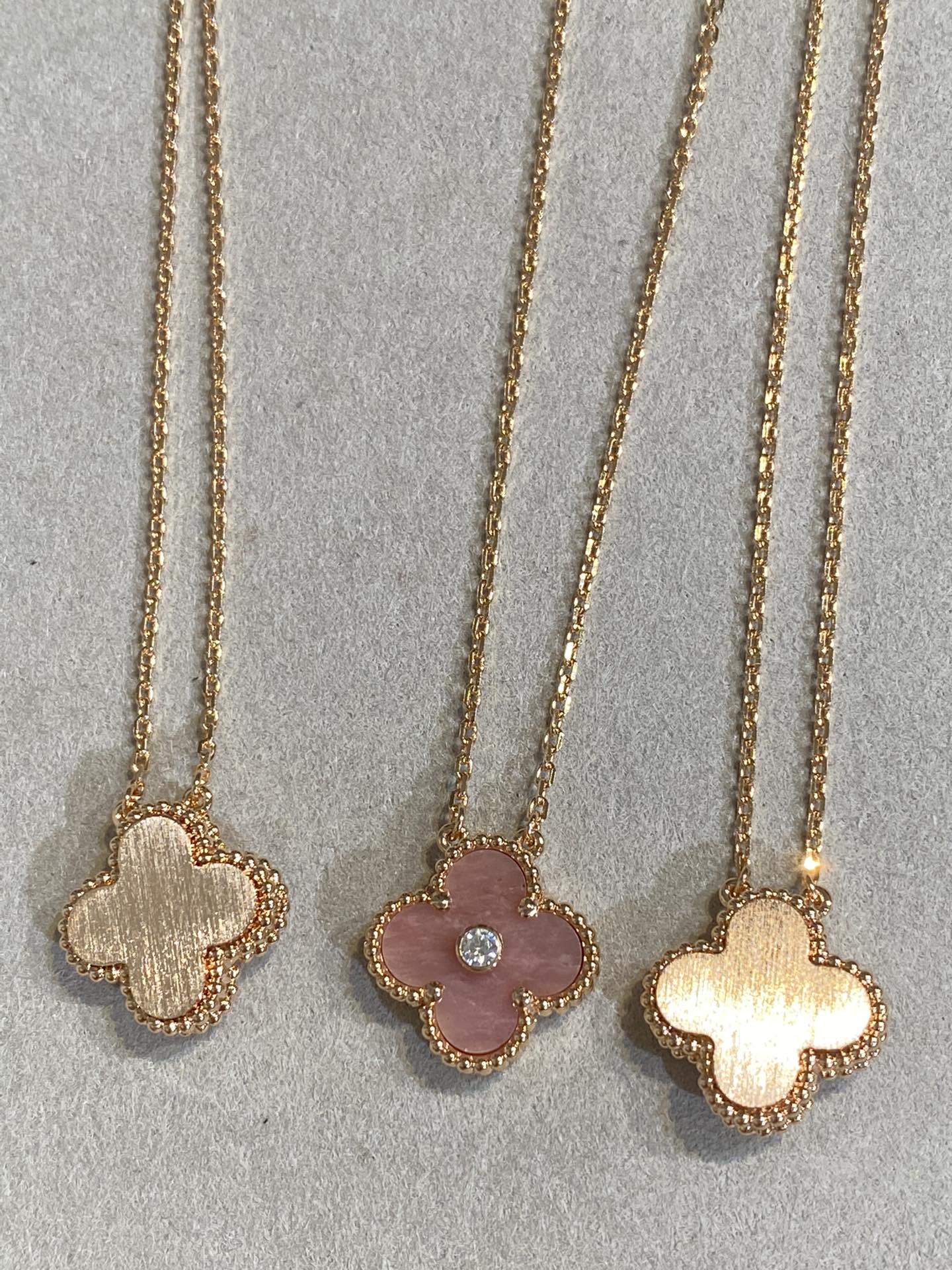 [⭐Glow]CLOVER 15MM DIAMOND RHODONITE NECKLACE