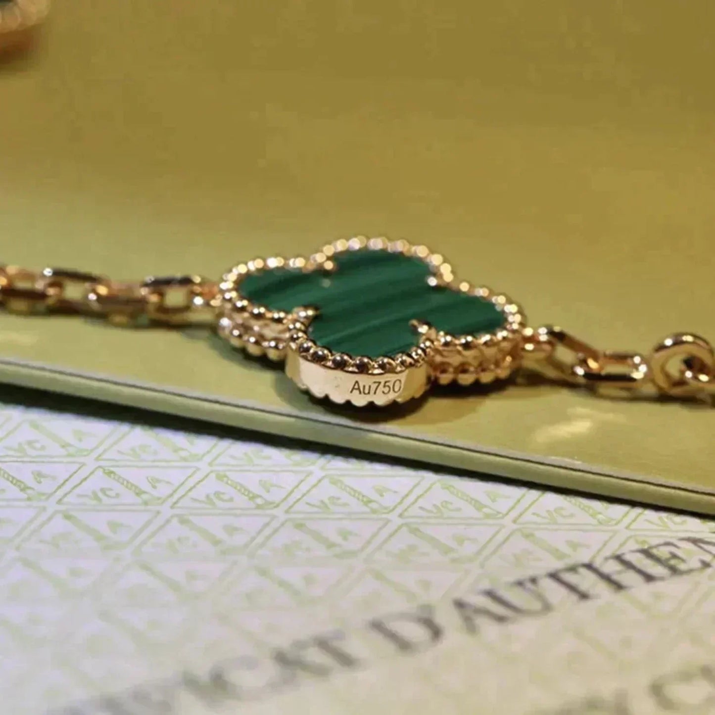 [⭐Glow] CLOVER 5 MOTIF MALACHITE BRACELET COLLECTION