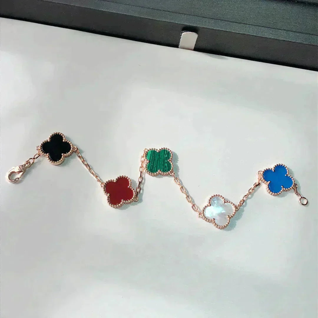 [⭐Glow]CLOVER 5 MOTIFS MULTICOLOR BRACELET