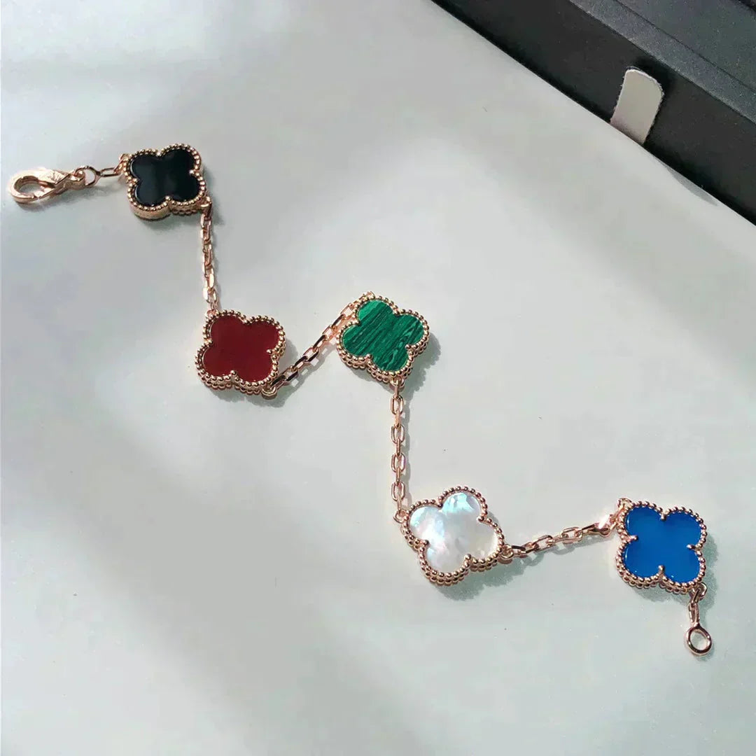 [⭐Glow]CLOVER 5 MOTIFS MULTICOLOR BRACELET