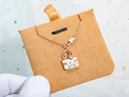 [⭐Glow]AMULETTE PEDANT ROSE GOLD NECKLACE