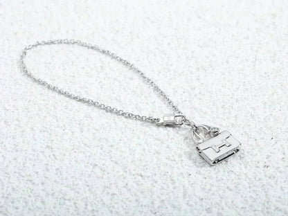 [⭐Glow]AMULETTE PEDANT SILVER NECKLACE