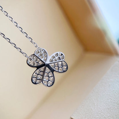 [⭐Glow]CLOVER DIAMOND NECKLACE SILVER