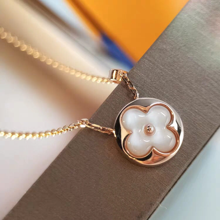 [⭐Glow]SUN MOP GOLD 1 DIAMOND NECKLACE