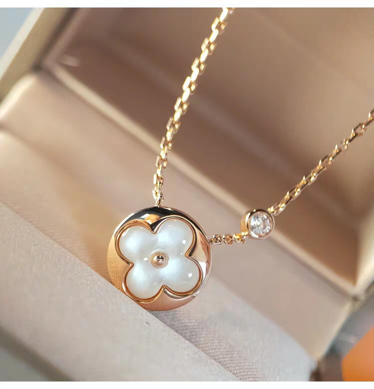 [⭐Glow]SUN MOP GOLD 1 DIAMOND NECKLACE
