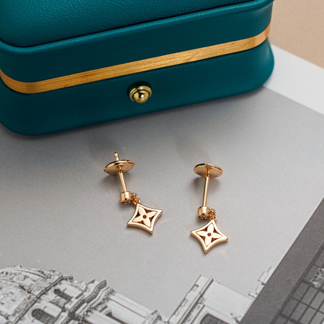 [⭐Glow]STAR EARRINGS GOLD