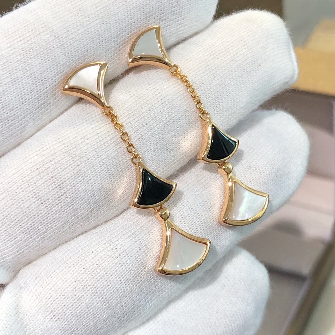 [⭐Glow]DREAM EARRINGS 3 MOTIFS ONYX MOP PINK GOLD