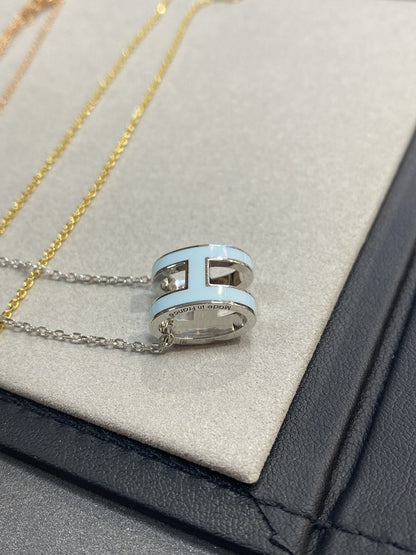 [⭐Glow]POP H LIGHT BLUE NECKLACE