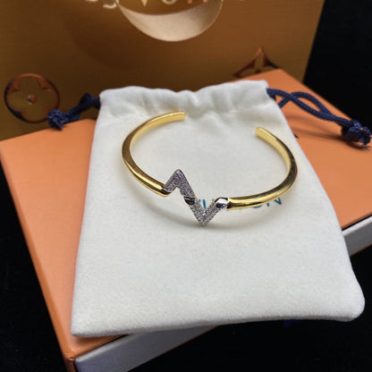 [⭐Glow]VOLTE UPSITE DOWN DIAMOND GOLD OPEN BRACELET