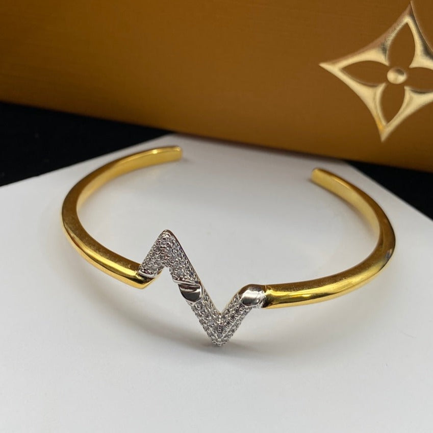[⭐Glow]VOLTE UPSITE DOWN DIAMOND GOLD OPEN BRACELET