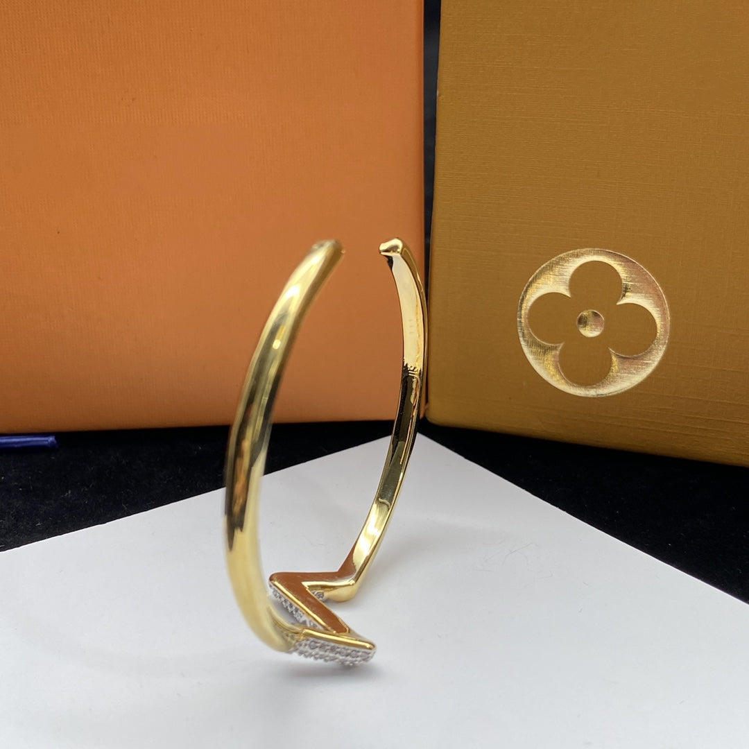 [⭐Glow]VOLTE UPSITE DOWN DIAMOND GOLD OPEN BRACELET