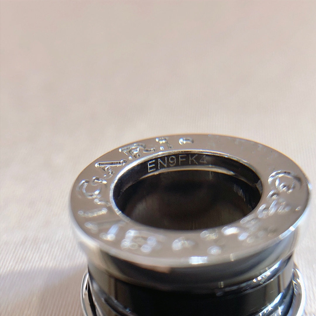 [⭐Glow]ZERO 1 BLACK CERAMIC SILVER NECKLACE