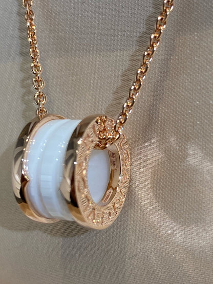 [⭐Glow]ZERO 1 WHITE CERAMIC PINK GOLD NECKLACE