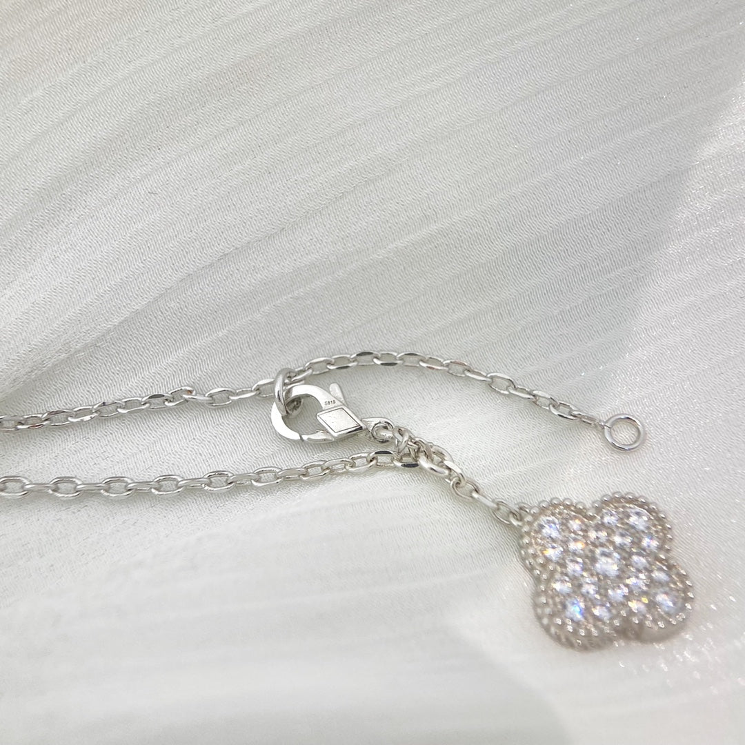 [⭐Glow]CLOVER 5 MOTIFS SILVER DIAMONDS NECKLACE