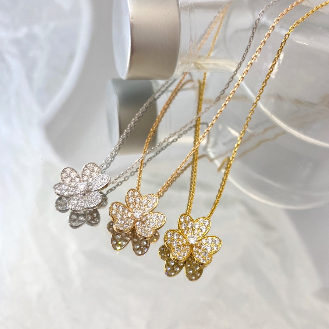 [⭐Glow]FLOWER DIAMOND NECKLACE