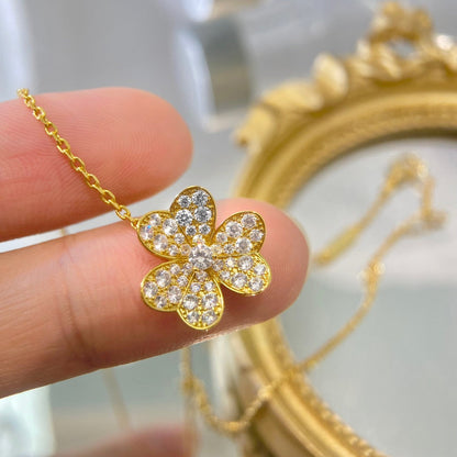 [⭐Glow]FLOWER DIAMOND NECKLACE