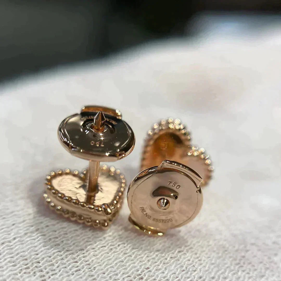 [⭐Glow]HEART CARNELIAN STUD EARRINGS