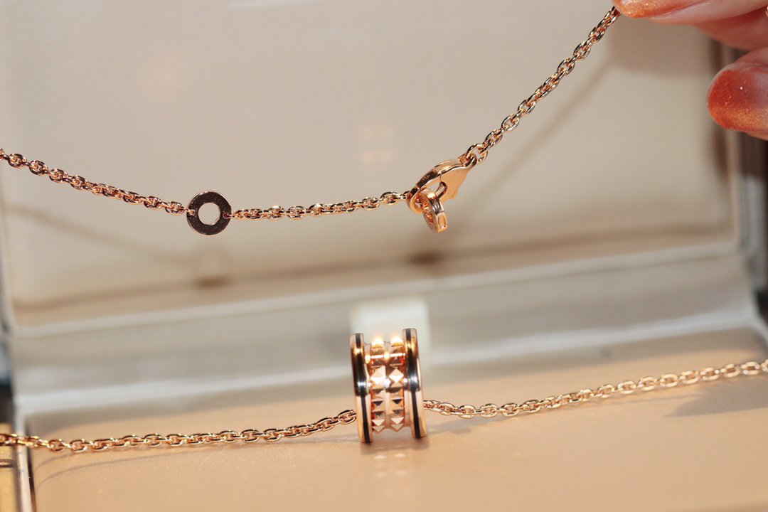 [⭐Glow]ZERO 1 ROCK PEDANT PINK GOLD BLACK NECKLACE