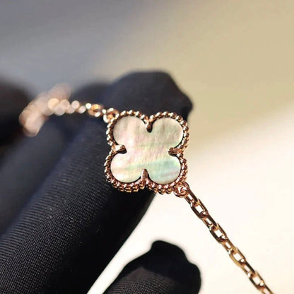 [⭐Glow]CLOVER 20 MOTIFS DARK MOP DIAMOND  NECKLACE