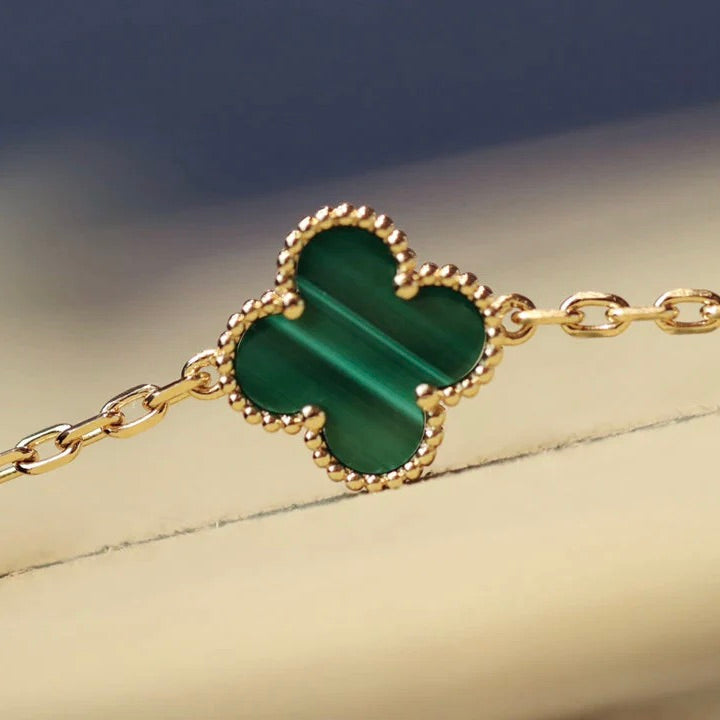 [⭐Glow]CLOVER 20 MOTIFS MALACHITE DIAMOND NECKLACE